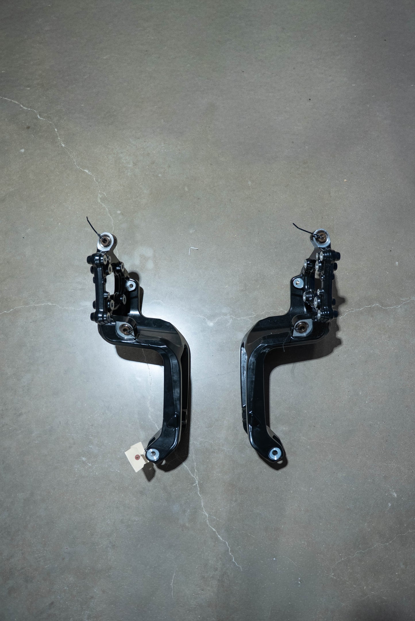 ZRP Maverick R Upgraded Rear Knuckle Black