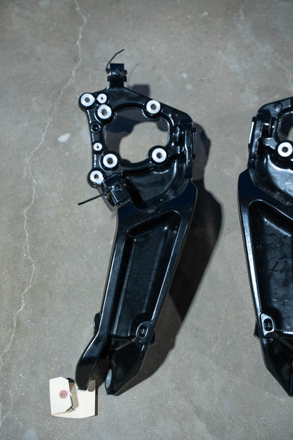 ZRP Maverick R Upgraded Rear Knuckle Black