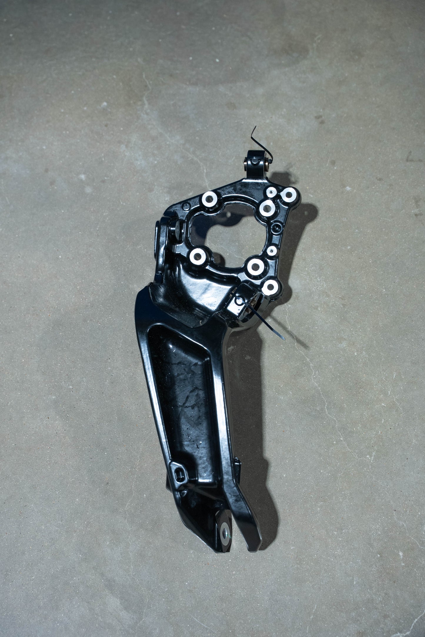 ZRP Maverick R Upgraded Rear Knuckle Black